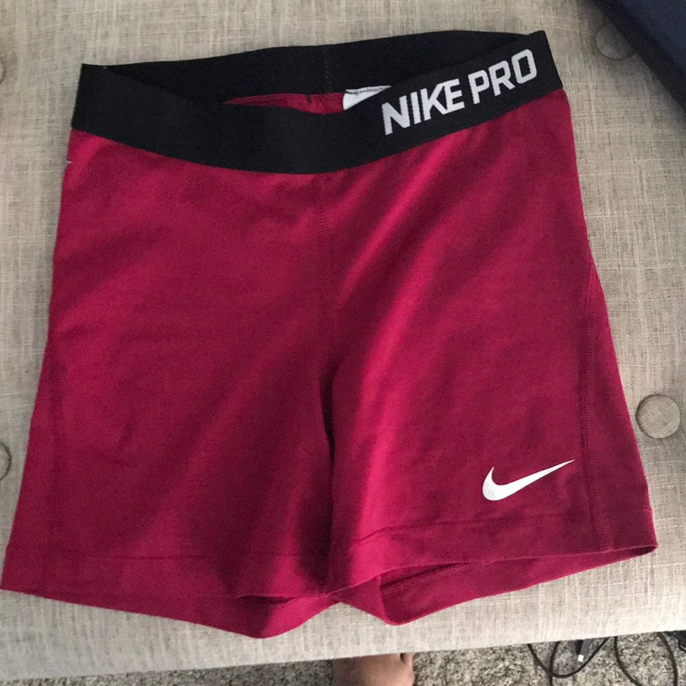 Nike pro shorts dry fit-burgundy
